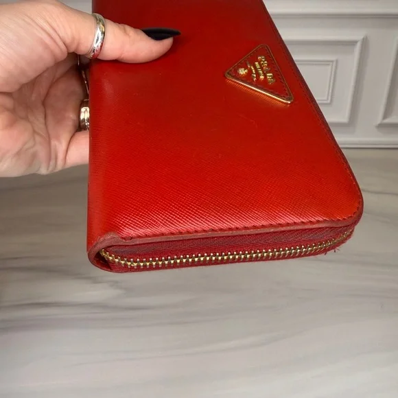 Prada Saffiano Red Zip-Around Long Wallet – Very Good Condition - Picture 9 of 15